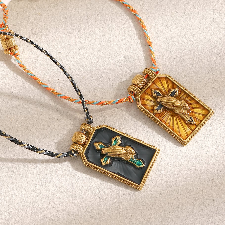 1 Piece Sophisticated Tarot Stainless Steel Gold Color Women's Pendant Necklaces Picture4