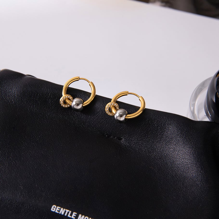 1 paio di orecchini a cerchio da donna in acciaio inossidabile con colori misti oro e argento classici Immagine4