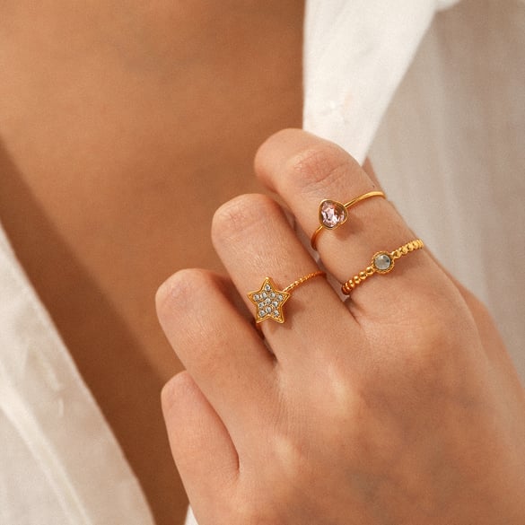 Luxe, gelaagde, hartvormige, roestvrijstalen zirkonia-ring voor dames