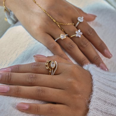 1 pezzo di anello da donna con pietre preziose color oro e zircone in acciaio inossidabile con cerchio luminoso h5 Immagine3