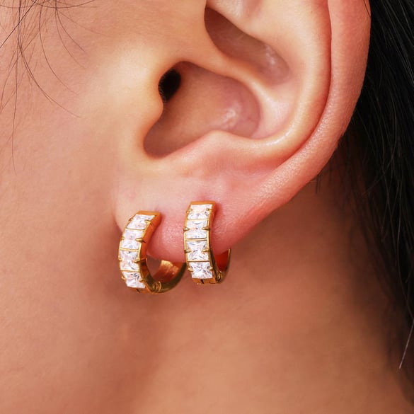 1 Pair Shinning Stainless Steel Gold Color Women's Hoop Earrings 2