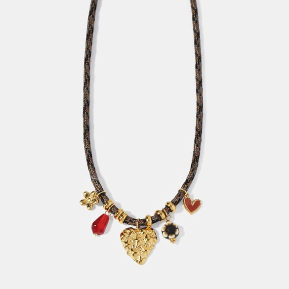 1 Piece Classic Series Retro Heart Stainless Steel   Gold Color  Women's Pendant Necklaces 2