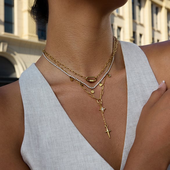 1 Piece Exqusite Star Stainless Steel Gold Color Women's Pendant Necklaces 2