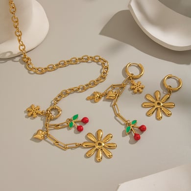 Set di collane in acciaio inossidabile color oro con fiore romantico e ciliegia h5 Immagine3