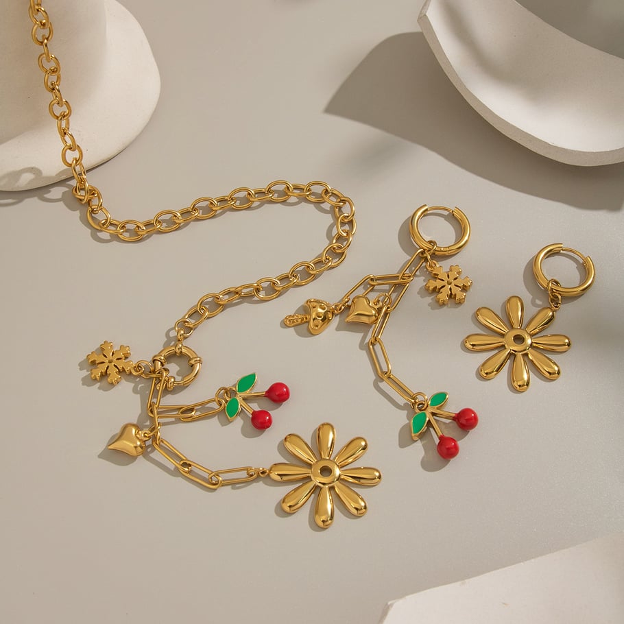 Set di collane in acciaio inossidabile color oro con fiore romantico e ciliegia Immagine3