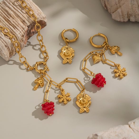 Romantisches Halsketten-Set mit Blumentrauben aus Edelstahl in Goldfarbe 2