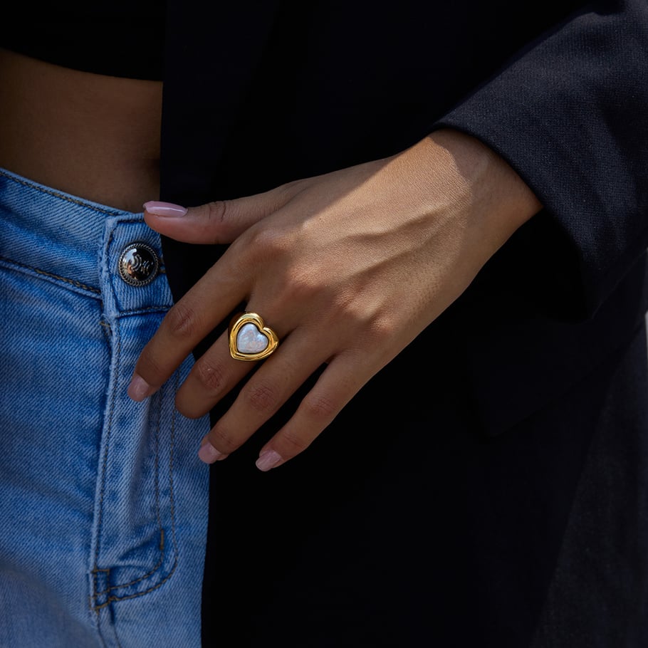1 pezzo di anello romantico a forma di cuore con perla in acciaio inossidabile color oro Immagine4