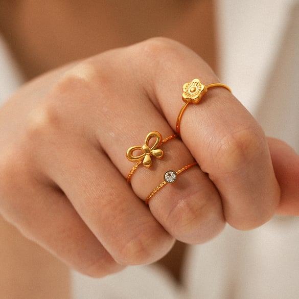 Meerlaagse Simple Series Dagelijkse Bloem Roestvrijstalen Zirkonia Dames Statement Ringen 2