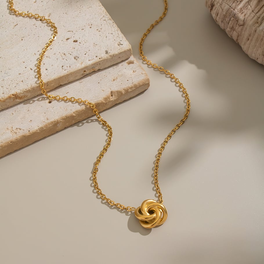 Collana con ciondolo color oro a forma di fiore in acciaio inossidabile da 1 pezzo Immagine5