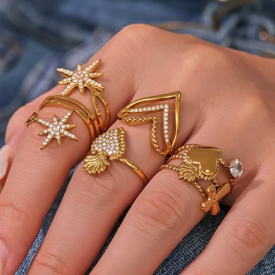 1 pezzo di anelli eleganti in acciaio inossidabile color oro con cuore e stella h5 Immagine3