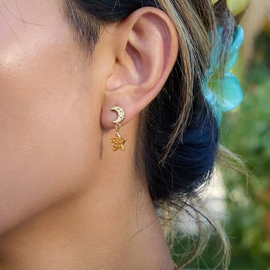 1 Pair Classic Star&Moon Stainless Steel Gold Color Women's Drop Earrings h5 Picture4
