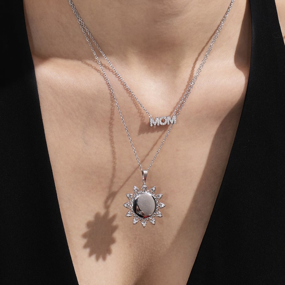 1 Piece Classic Sun Stainless Steel Gold Color Women's Pendant Necklaces Picture3