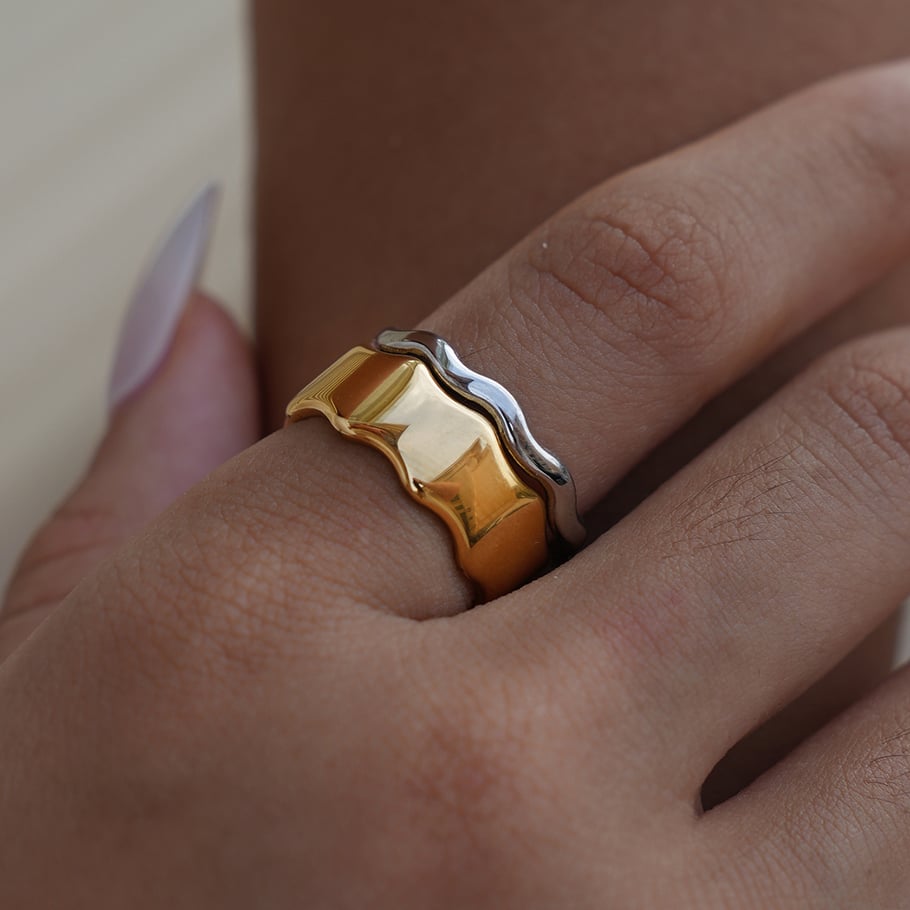 1 Piece Wide  Brimmed Wavy  Pattern Gold Stainless Steel Women's  Statement Rings Picture3