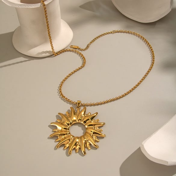 1 Piece Sun Stainless Steel Gold Color Pendant Necklace
