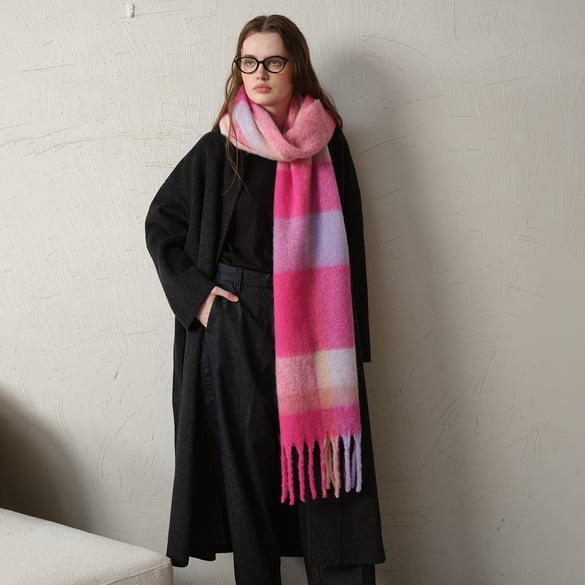 1 Piece Simple Windproof Plaid Polyester Women's Winter Scarves 2