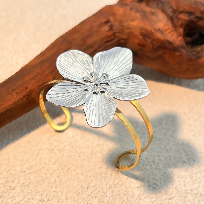 1 Piece Classic Flower Stainless Steel Mixed Color Cuff Bracelet 