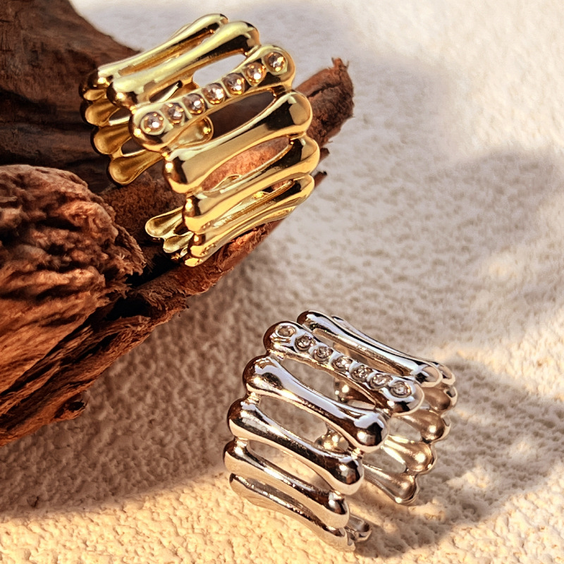 1 Piece Classic Stainless Steel Gold Color Zircon Statement Ring Picture3