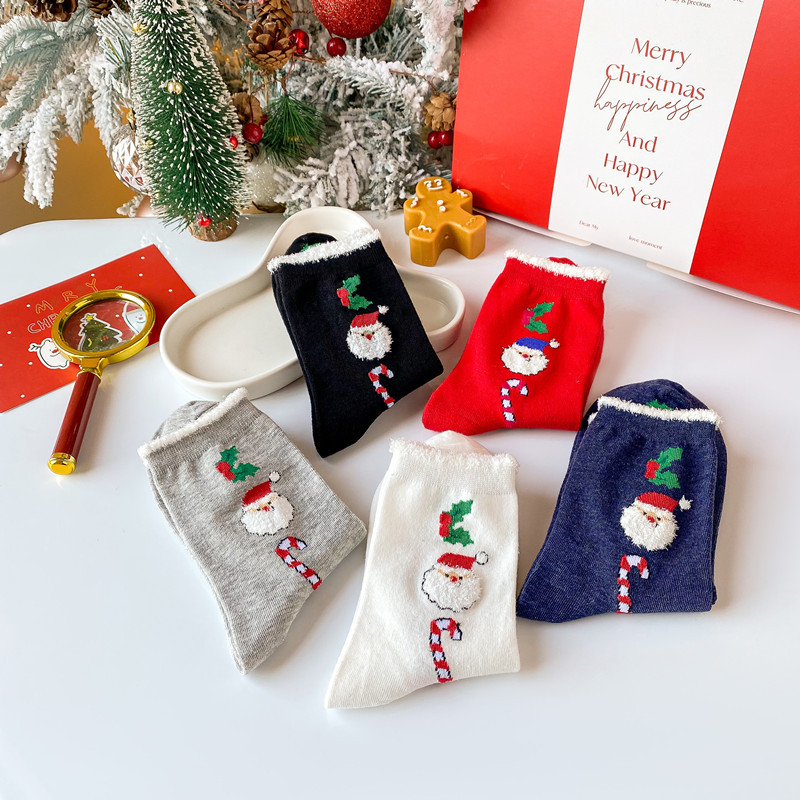 1 paire de chaussettes mi-mollet classiques en coton pour femme, motif Père Noël Image2