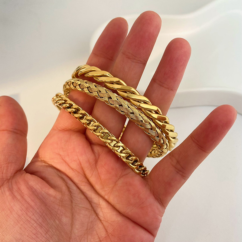 Braccialetti da donna con polsino in acciaio inossidabile color oro intrecciato con catena classica da 1 pezzo Immagine3