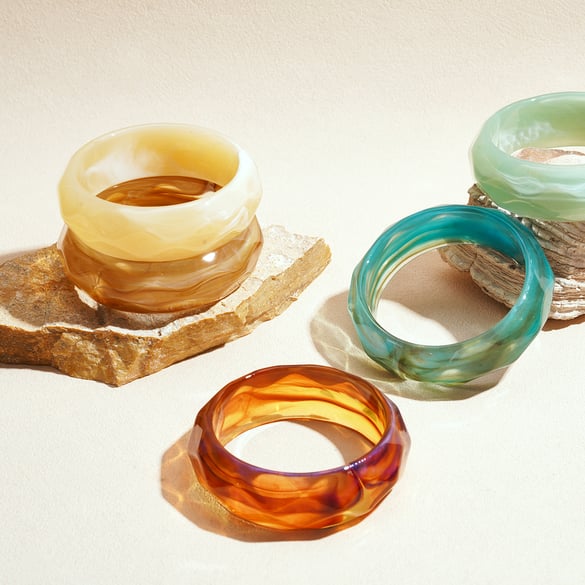 1 pezzo di braccialetti da donna in acrilico con sfumature di colore irregolari e semplici 2