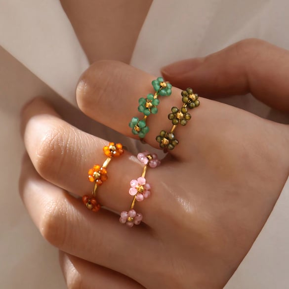 Bague simple en acier inoxydable couleur or pour femme, motif floral 2