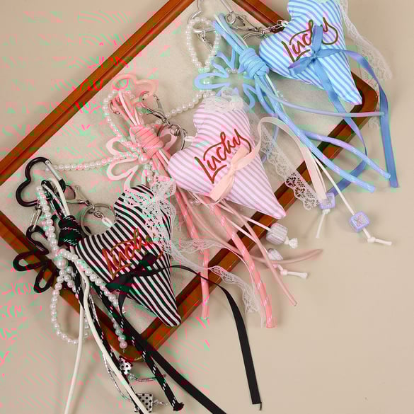 1 Piece Romantic Series Cute Heart Polyester Women's Bag Charms