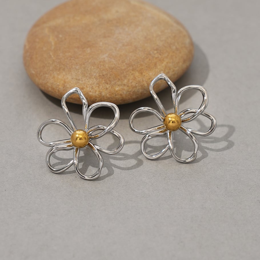 1 Pair Simple Daily Flower Stainless Steel Gold Color Women's Stud Earrings h5Picture5