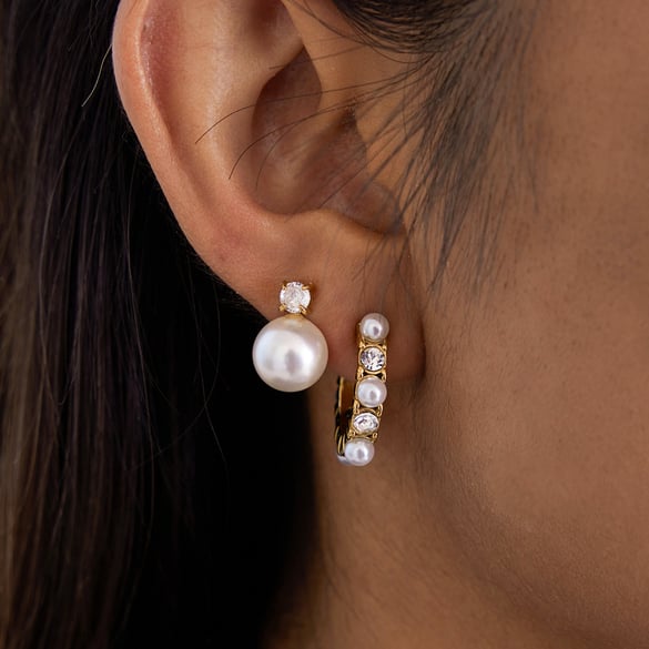 1 paio di eleganti orecchini a cerchio da donna in acciaio inossidabile color oro con zirconi