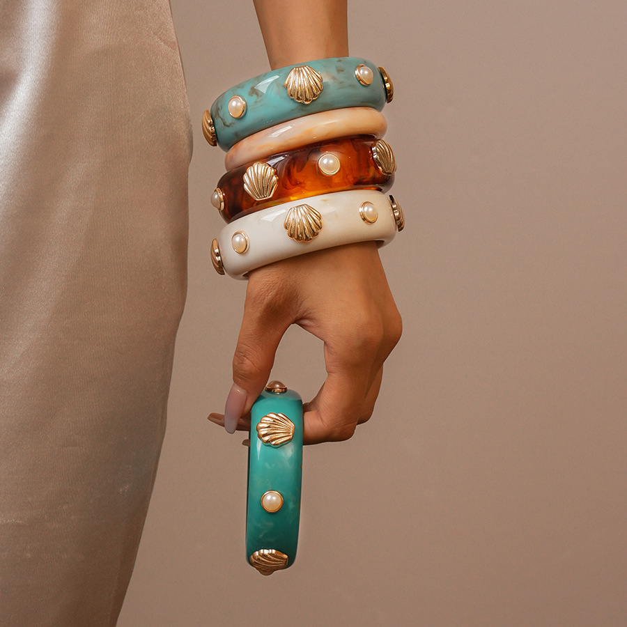 1 brazalete de resina con forma de concha retro Imagen5