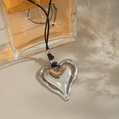 Collana con ciondolo a forma di cuore in acciaio inossidabile color oro, 1 pezzo h5 Immagine3