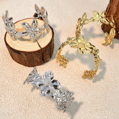 Bracciale rigido classico in acciaio inossidabile color oro con fiore da 1 pezzo h5 Immagine2