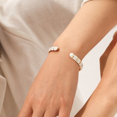 1 pieza de pulseras de mujer de acero inoxidable color dorado con diseño de planta diaria de serie simple h5 Imagen5