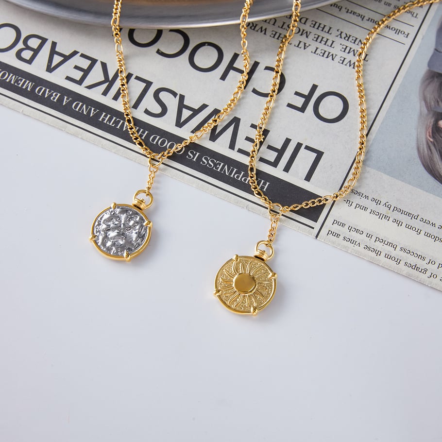 Set di gioielli da donna in acciaio inossidabile color oro con sole classico a due lati Immagine5