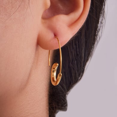 1 Paar minimalistische Creolen mit unregelmäßigem Kreis aus Edelstahl in Goldfarbe für Damen h5 Bild4