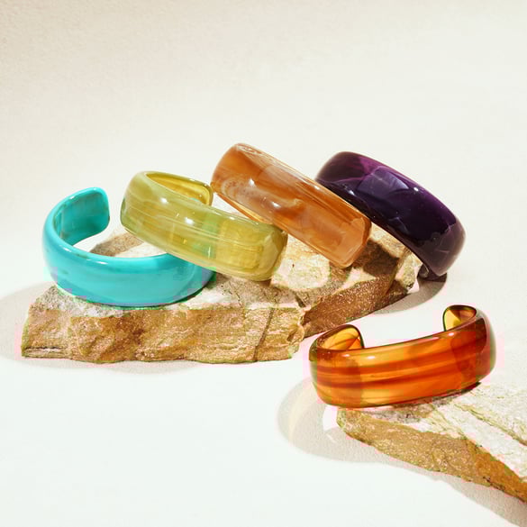 1 pezzo di braccialetti a polsino da donna in acrilico con sfumature di colore semplici 2