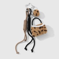 1 kleiner Taschen-Schlüsselanhänger mit braunem Leopardenmuster 