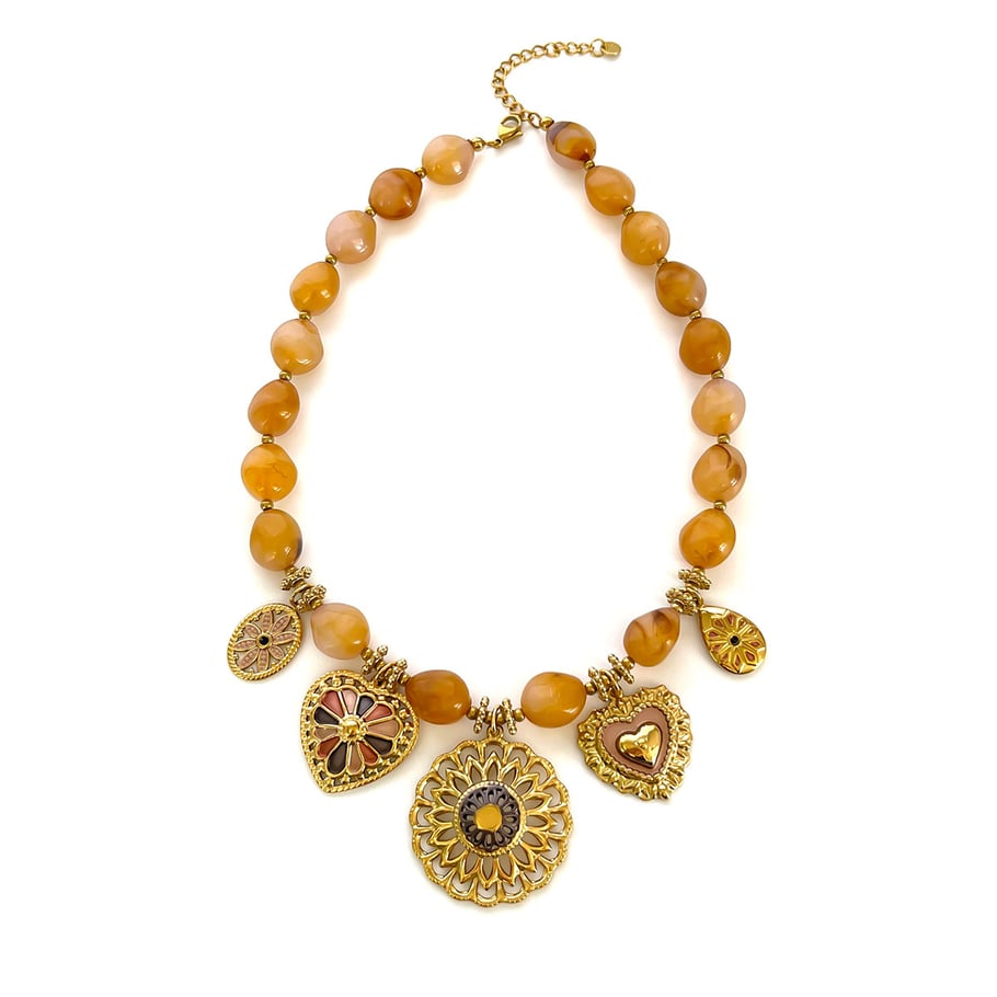 Collana con ciondolo a forma di cuore in resina color oro, 1 pezzo di lusso 