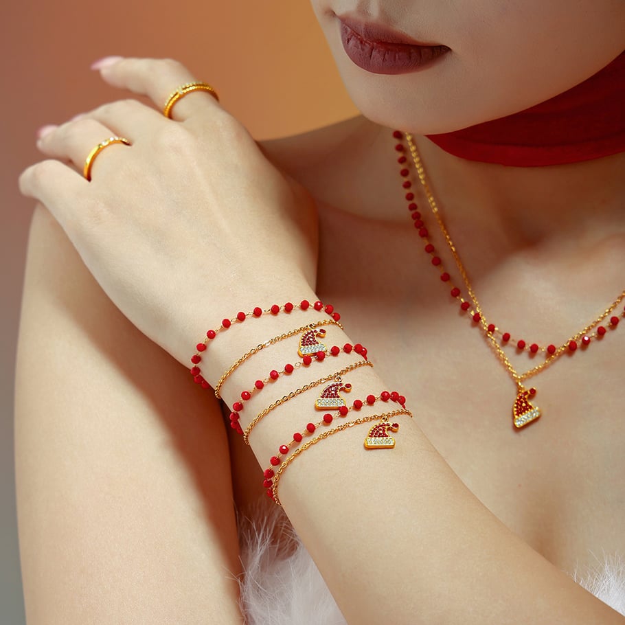 Set di gioielli da donna in acciaio inossidabile color oro con cappello di Babbo Natale e zirconi Immagine4