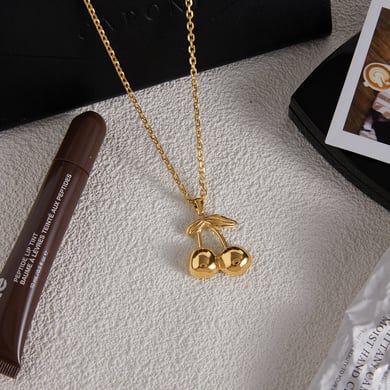 1 pezzo di collana con ciondolo da donna in acciaio inossidabile color oro a forma di ciliegia dolce h5 Immagine7