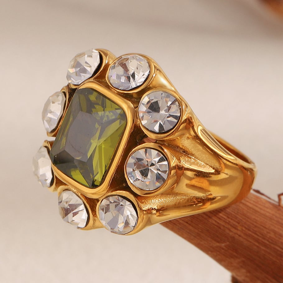 1 Piece Luxurious Rectangle Stainless Steel Gold Color Zircon Women's Gemstone Rings Picture4