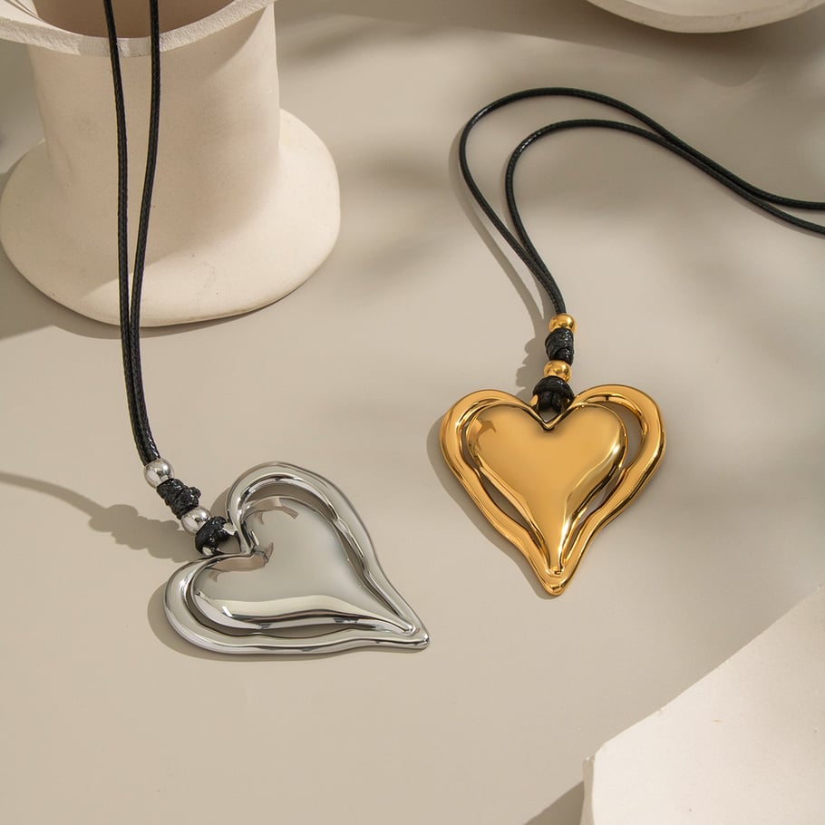 Collana con ciondolo a forma di cuore in acciaio inossidabile color oro, 1 pezzo Immagine5