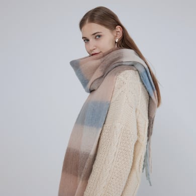 1 Piece Elegant Plaid Polyester Women's Winter Scarves h5 Picture2