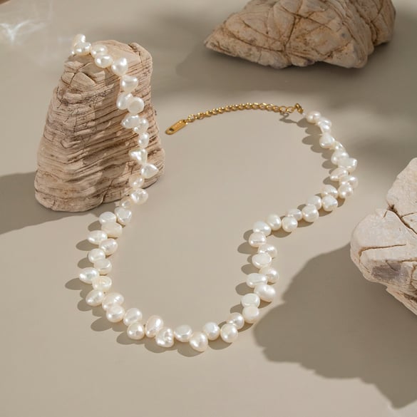 1 Piece Luxurious Series Stainless Steel Gold Color Pearl Beaded Necklace