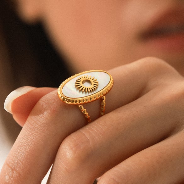 1 Piece Sun Shape Stainless Steel Gold Color Shell Statement Ring 2