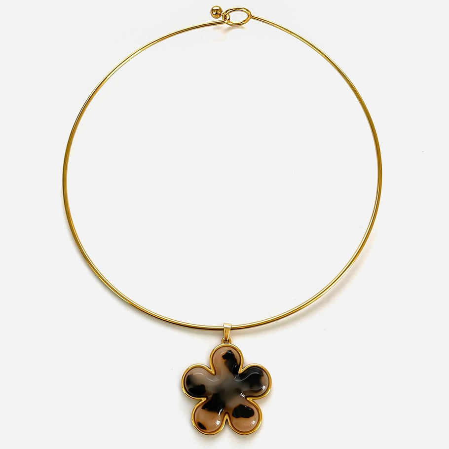 1 pezzo di collana girocollo color oro con cuore in resina leopardata 
