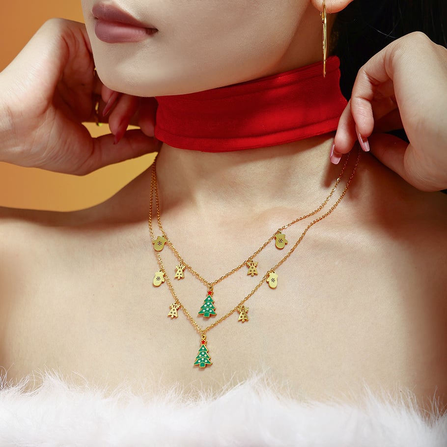 Collane con ciondolo da donna in acciaio inossidabile color oro con zirconi a forma di albero di Natale Immagine5