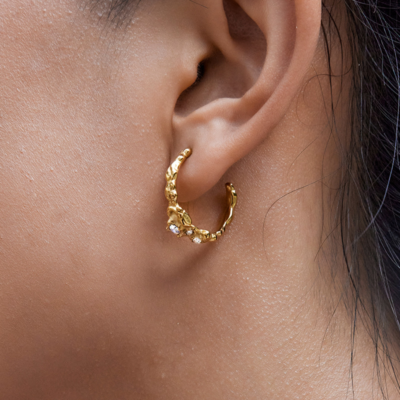1 paire de boucles d&#39;oreilles créoles luxueuses en acier inoxydable de forme irrégulière, couleur or, pour femme Image3
