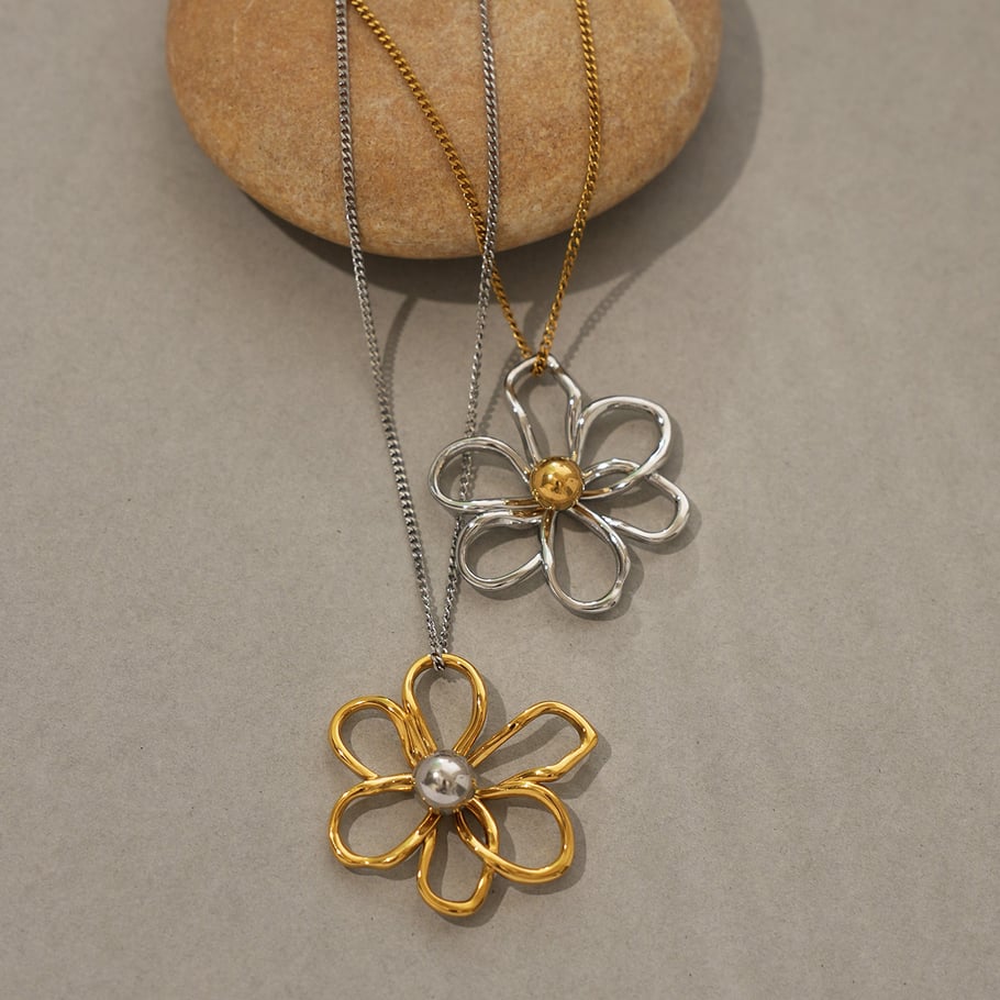 Collier avec pendentif simple en acier inoxydable couleur or pour femme, motif fleur naturelle, 1 pièce Image5