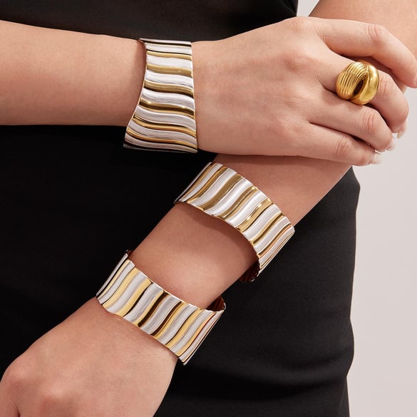 1 Stück einfache Streifen Edelstahl Gold Farbe Damen Manschette Armbänder 2