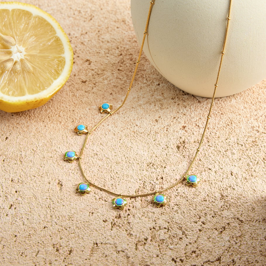 1 Piece Romantic Flower Calaite Stainless Steel Gold Color Women's Pendant Necklaces Picture6